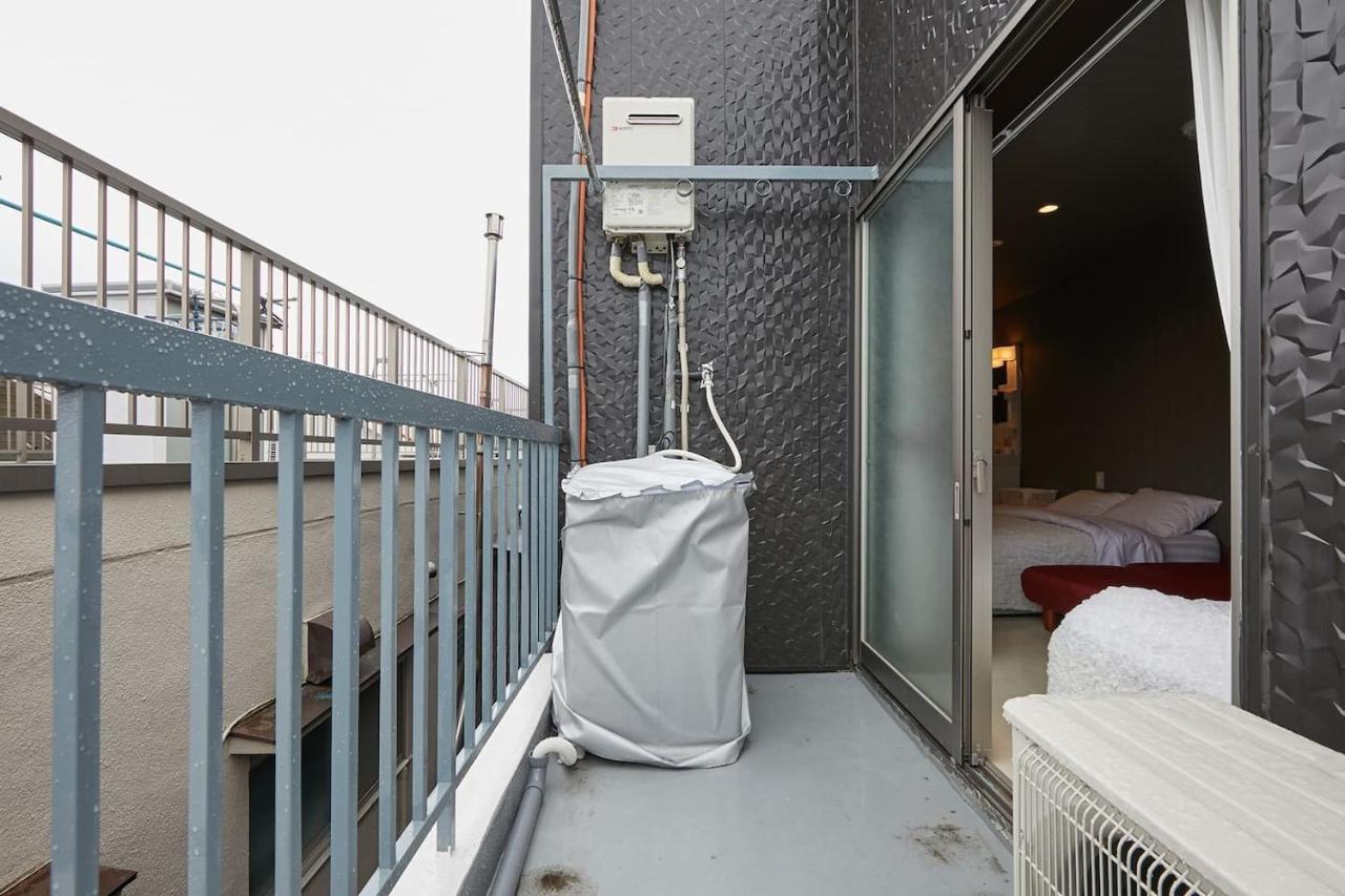 Apartemen Akabane Tk Building 303