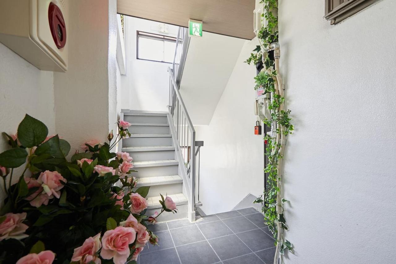 Apartemen Akabane Tk Building 303